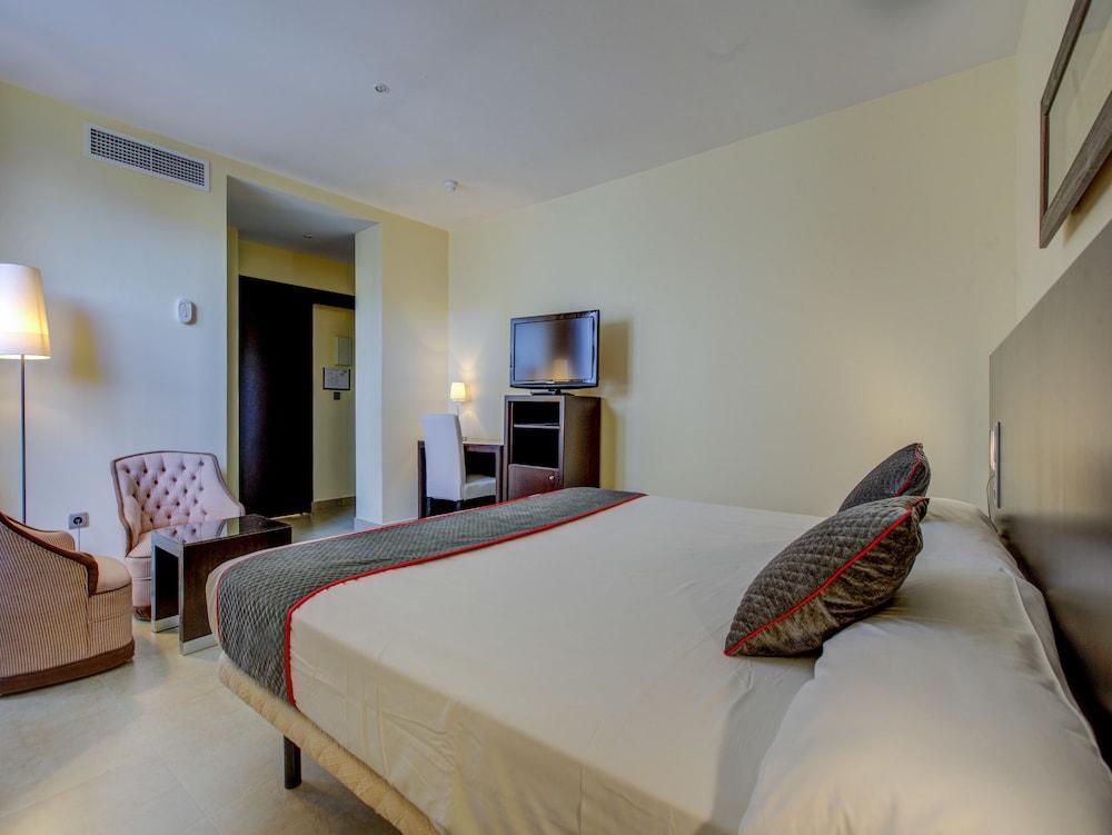 Hotel El Meson Torrijos Eksteriør billede